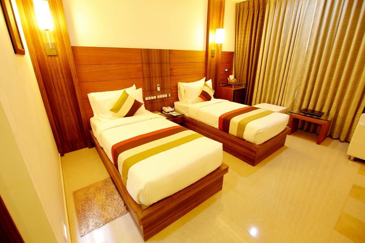 Hotel Hillway Park Kollam Exterior photo